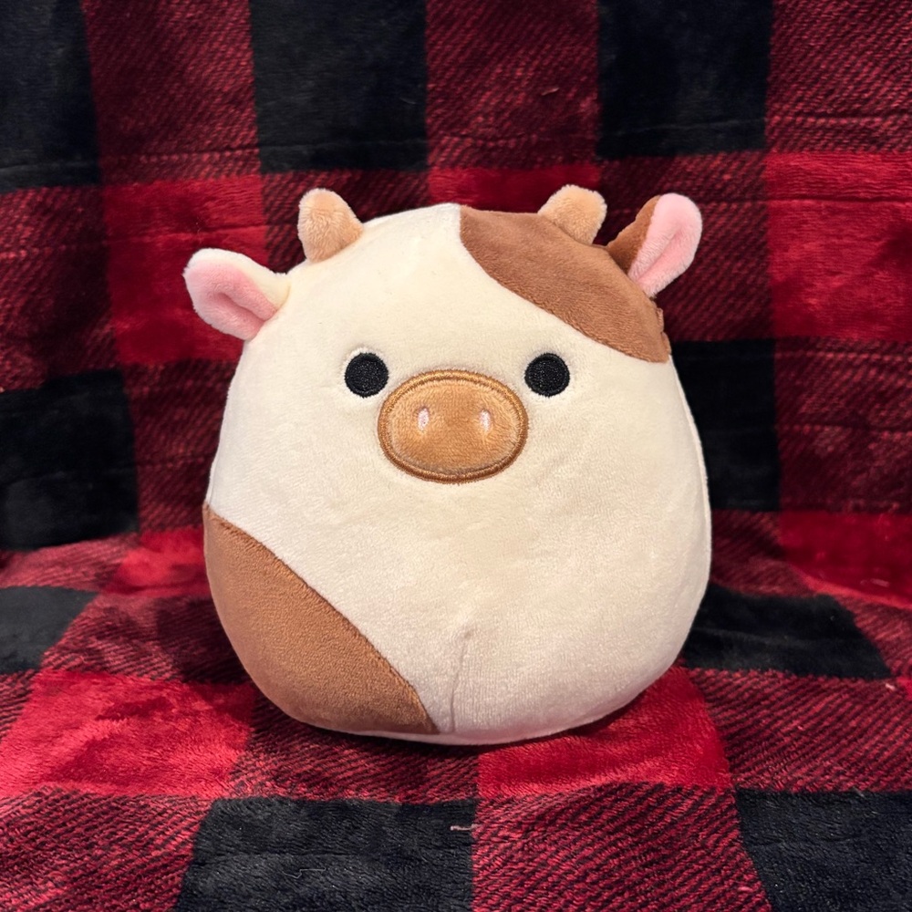 5” Ronnie the Cow Squishmalllow